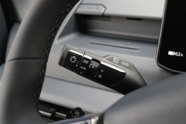 Kia PV5 L2H1 Essential 71.2 kWh 164pk - 416km WLTP - Stoel/Stuurverwarming - Keyless - V2L - Camera - ACC met stuurhulp - Rijklaar