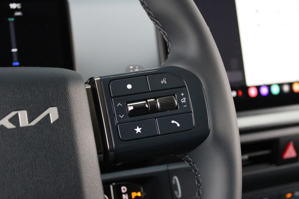 Kia PV5 L2H1 Essential 71.2 kWh 164pk - 416km WLTP - Stoel/Stuurverwarming - Keyless - V2L - Camera - ACC met stuurhulp - Rijklaar