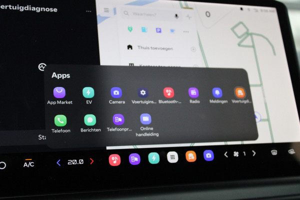 Kia PV5 L2H1 Essential 71.2 kWh 164pk - 416km WLTP - Stoel/Stuurverwarming - Keyless - V2L - Camera - ACC met stuurhulp - Rijklaar