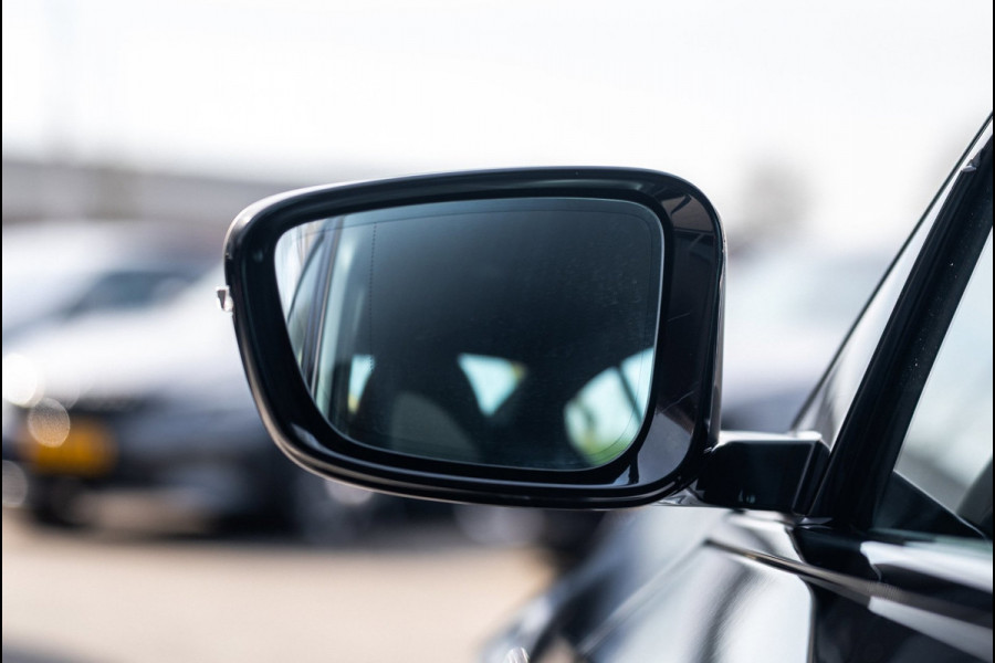 BMW 3-serie M340i xDrive Executive Edition NL Auto I NAP I Live Cockpit Professional I Dealeronderhouden I Zeer netjes