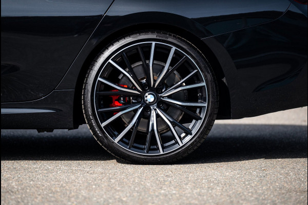 BMW 3-serie M340i xDrive Executive Edition NL Auto I NAP I Live Cockpit Professional I Dealeronderhouden I Zeer netjes