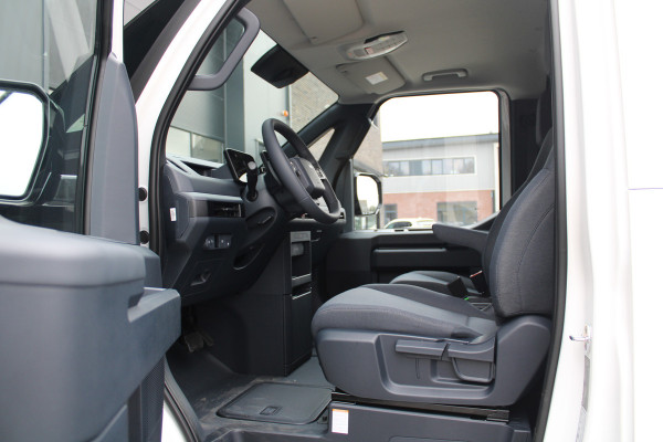 Kia PV5 L2H1 Essential 71.2 kWh 164pk - 416km WLTP - Stoel/Stuurverwarming - Keyless - V2L - Camera - ACC met stuurhulp - Rijklaar