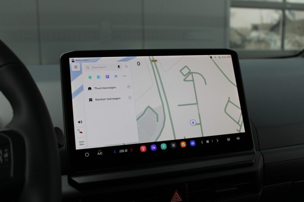 Kia PV5 L2H1 Essential 71.2 kWh 164pk - 416km WLTP - Stoel/Stuurverwarming - Keyless - V2L - Camera - ACC met stuurhulp - Rijklaar