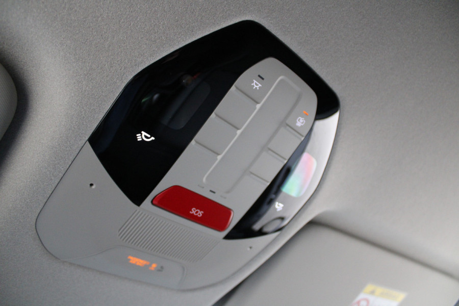 Kia PV5 L2H1 Essential 71.2 kWh 164pk - 416km WLTP - Stoel/Stuurverwarming - Keyless - V2L - Camera - ACC met stuurhulp - Rijklaar