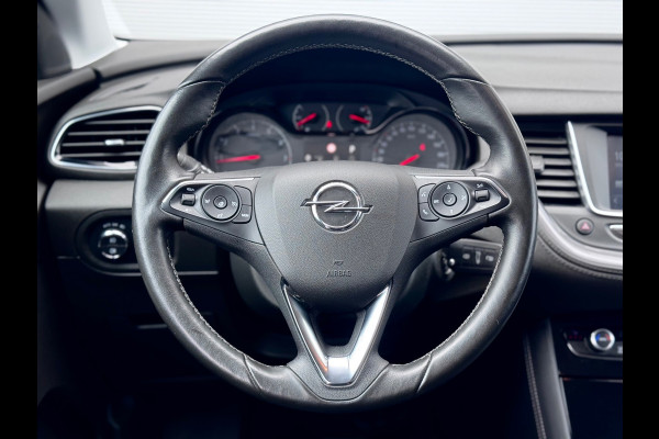 Opel Grandland X 1.2 Turbo Business Executive Trekhaak/Automaat