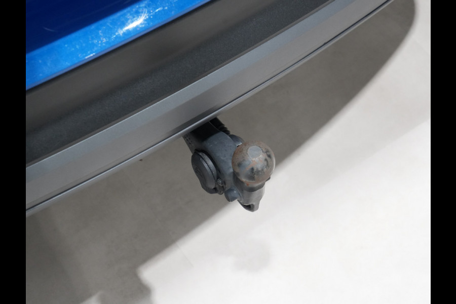 Škoda ENYAQ iV 80 First Edition Panorama Wegkl. trekhaak Navigatie Stoel/Stuurverwarming 244