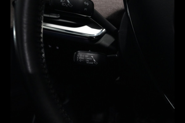 Škoda ENYAQ iV 80 First Edition Panorama Wegkl. trekhaak Navigatie Stoel/Stuurverwarming 244