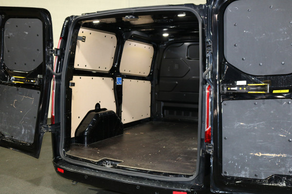 Ford Transit Custom 2.0 TDci 170pk L1 H1 Limited Automaat Airco Navigatie Camera