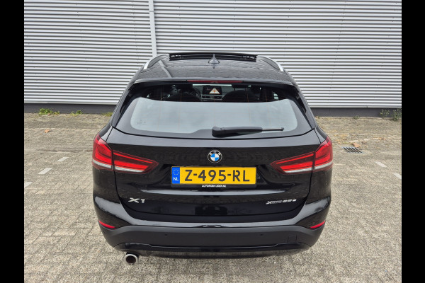 BMW X1 XDrive25e Automaat,Panomadak,Carplay,Stoelverwarming,extra,Winter,Cruisecomtrol