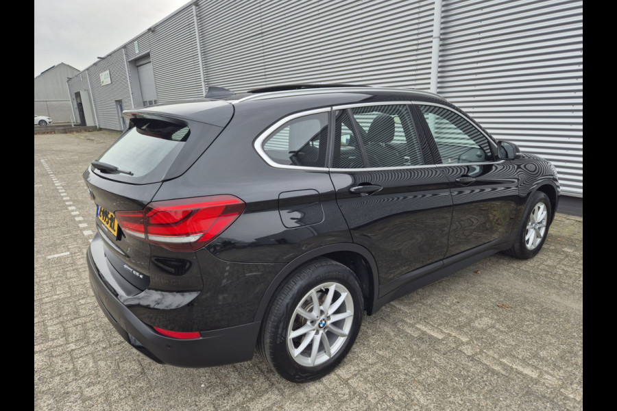 BMW X1 XDrive25e Automaat,Panomadak,Carplay,Stoelverwarming,extra,Winter,Cruisecomtrol