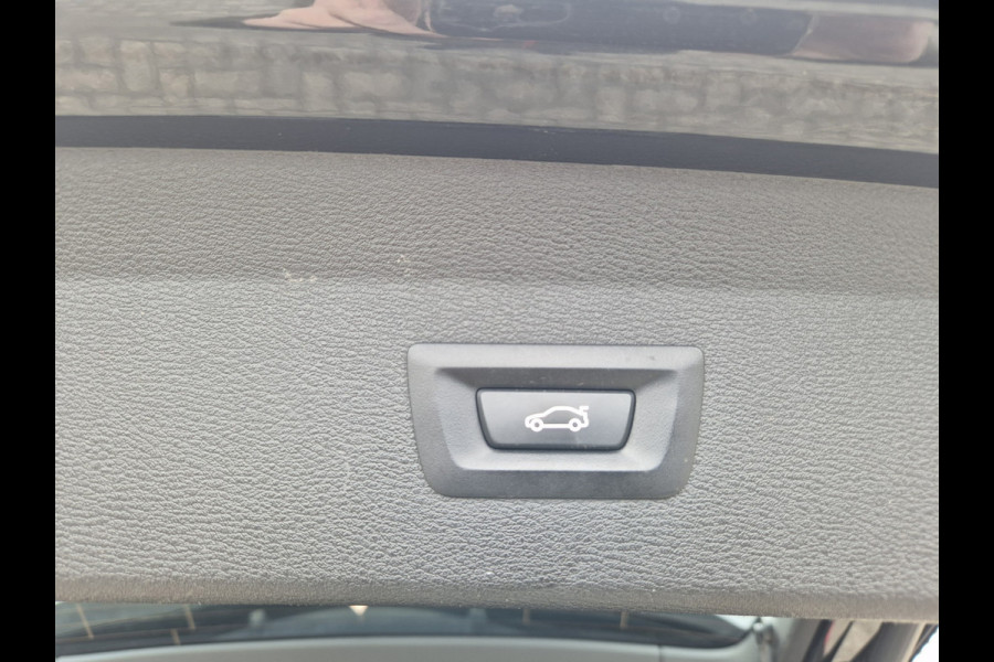 BMW X1 XDrive25e Automaat,Panomadak,Carplay,Stoelverwarming,extra,Winter,Cruisecomtrol