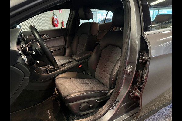 Mercedes-Benz GLA 180 Ambition-TREKHAAK-CAMERA-STOELVERWARMING-ORIG NL-LAGE KMSTAND-NAP