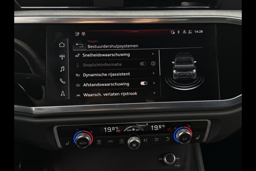 Audi Q3 Sportback 45 TFSI e S-line | Sonos | Matrix | Sfeer | Carplay | Black Optic | Elektr. stoelen | Virtual | Dodehoek