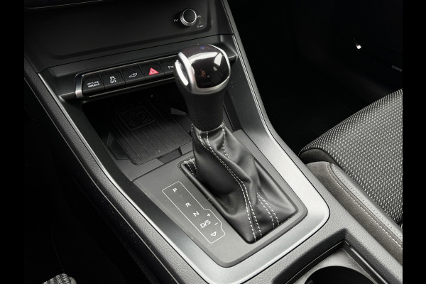 Audi Q3 Sportback 45 TFSI e S-line | Sonos | Matrix | Sfeer | Carplay | Black Optic | Elektr. stoelen | Virtual | Dodehoek