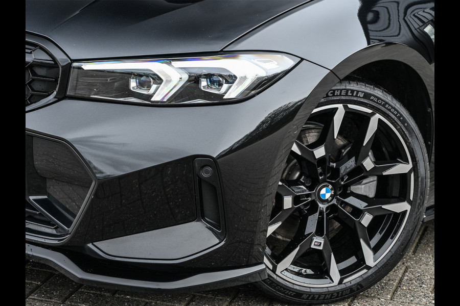 BMW 3 Serie Touring 330e xDrive M sport Accu 19,5kWh | Trekhaak | Panorama dak | Active Cruise  | Camera  | Ambiance interieur