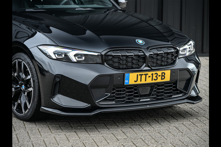 BMW 3 Serie Touring 330e xDrive M sport Accu 19,5kWh | Trekhaak | Panorama dak | Active Cruise  | Camera  | Ambiance interieur