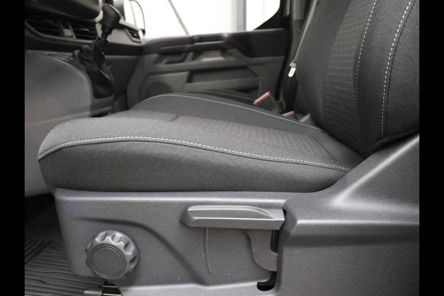 Ford Transit Custom 300 2.0 TDCI L2H1 Trend Nieuw Model Ford Transit Custom 300 2.0 TDCI L2H1 Trend NM Navi Cruise Camera Parkeersensoren Trekhaak