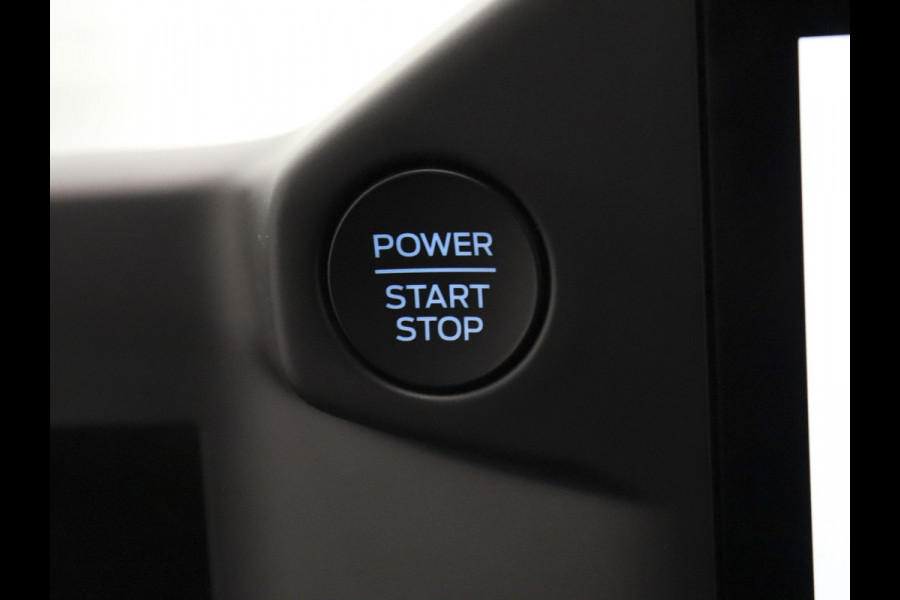 Ford Transit Custom 300 2.0 TDCI L2H1 Trend Nieuw Model Ford Transit Custom 300 2.0 TDCI L2H1 Trend NM Navi Cruise Camera Parkeersensoren Trekhaak