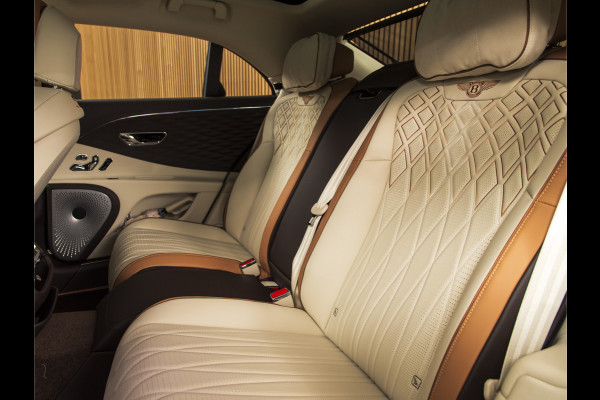 Bentley Flying Spur Odyssean 2.9 V6 Hybrid B&O | MASSAGE | PANO | NACHTZICHT