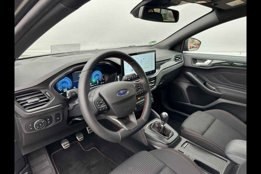 Ford FOCUS Wagon 1.0 EBH ST Line X DRIVERPACK! WINTERPACK! B&O! HEAD-UP!