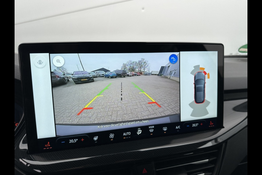 Ford FOCUS Wagon 1.0 EBH ST Line X DRIVERPACK! WINTERPACK! B&O! HEAD-UP!