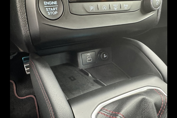 Ford FOCUS Wagon 1.0 EBH ST Line X DRIVERPACK! WINTERPACK! B&O! HEAD-UP!