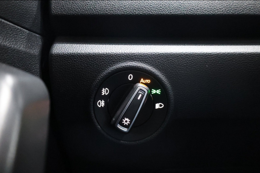 Volkswagen T-Roc 2.0 TSI 4Motion 3x R-line LED/VIRTUAL/PANO/HALF LEDER+S.VERWARMING/19" LMV/CAM/ACC/ECC/12 MND GARANTIE!