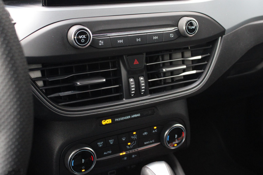 Ford Focus 1.0 EcoBoost Hybrid ST-Line 125 pk | Led Koplampen | Achteruitrij camera |SYNC 3 Navi | Apple Carplay/Android Auto |