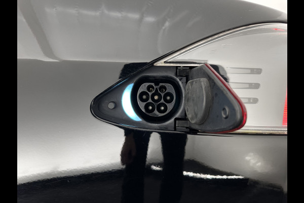 Tesla Model S 75D Base [ 3-Fase ] {SOH-85%} (INCL-BTW) Aut. *PANO-WINDOW | LEATHER | AIR-SUSPENION | FULL-LED | NAVI-FULLMAP | KEYLESS | MEMORY-PACK | HEATED-COMFORTSEATS | DIGI-COCKPIT | CARBON-INLAY | AUTO-PILOT | 19"ALU*