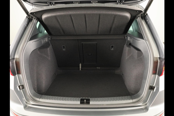 Seat Ateca 1.5 TSI FR Business Intense | Elektr. Panoramisch kanteldak| Velgen 'Exclusive Glossy Black', 19 inch | Kuipstoelen, Dinamica Aurora Blue (suede look) | Verwambare voorstoelen + Stuurwiel | Draadloze Carplay