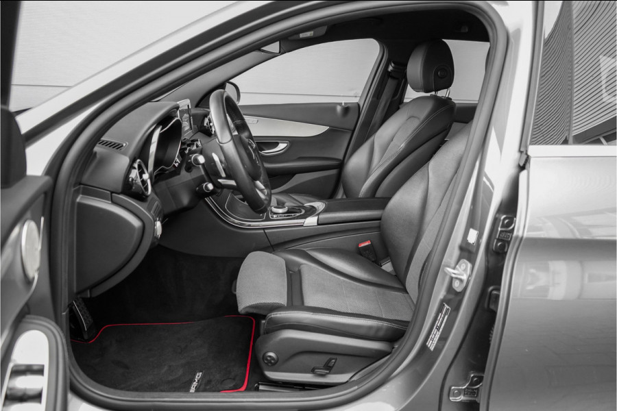 Mercedes-Benz C-Klasse Estate 180 AMG-Line Burmester Trekhaak Stoelverw Camera 19"