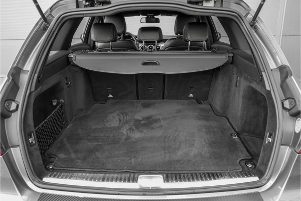 Mercedes-Benz C-Klasse Estate 180 AMG-Line Burmester Trekhaak Stoelverw Camera 19"