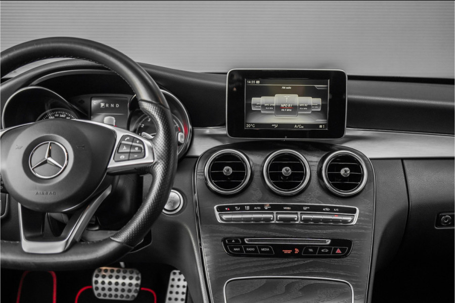 Mercedes-Benz C-Klasse Estate 180 AMG-Line Burmester Trekhaak Stoelverw Camera 19"