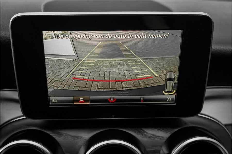 Mercedes-Benz C-Klasse Estate 180 AMG-Line Burmester Trekhaak Stoelverw Camera 19"