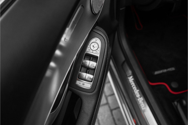 Mercedes-Benz C-Klasse Estate 180 AMG-Line Burmester Trekhaak Stoelverw Camera 19"