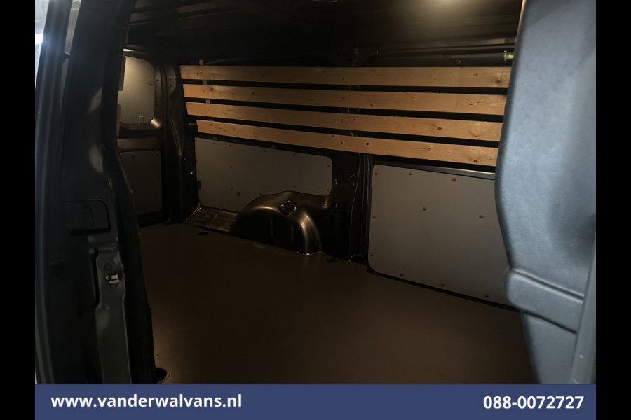 Peugeot Expert 2.0 BlueHDI 123pk L3H1 Euro6 Airco | Camera | Navigatie | Apple Carplay | Cruisecontrol Android Auto, 2500kg Trekhaak, Parkeersensoren, Bijrijdersbank