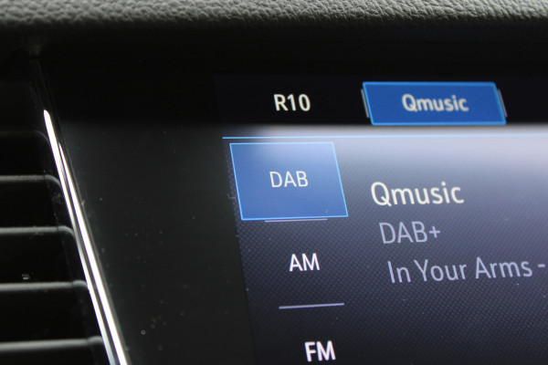 Opel Astra Sports Tourer 1.2 Elegance | Trekhaak | BLIS | Camera | Navigatie | Winterpack