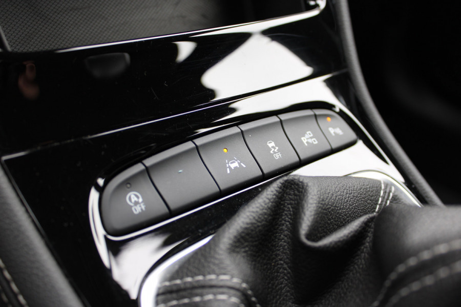 Opel Astra Sports Tourer 1.2 Elegance | Trekhaak | BLIS | Camera | Navigatie | Winterpack