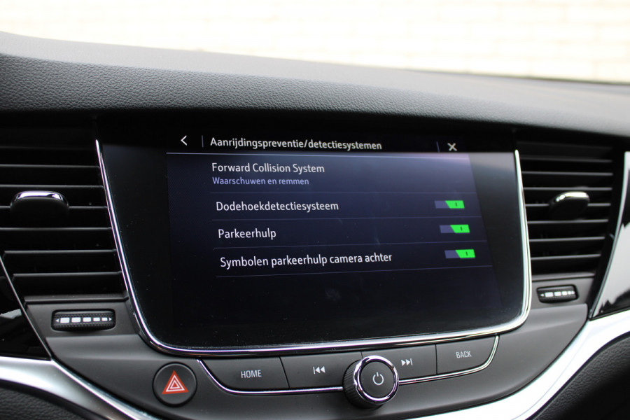 Opel Astra Sports Tourer 1.2 Elegance | Trekhaak | BLIS | Camera | Navigatie | Winterpack