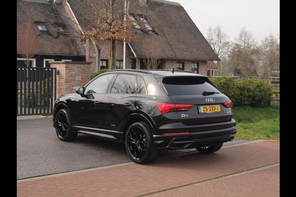 Audi Q3 35 TFSI S Line | Black Optic | Virtual Cockpit | Apple Carplay | NL-Auto | Automaat | 20 inch |