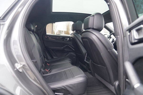 Porsche Cayenne Coupé 3.0 E-Hybrid | Panorama | Bose Sound System | Memory | Luchtvering | Porsche Active Safe | NAP | Dealer onde