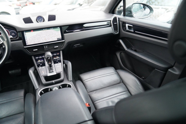 Porsche Cayenne Coupé 3.0 E-Hybrid | Panorama | Bose Sound System | Memory | Luchtvering | Porsche Active Safe | NAP | Dealer onde