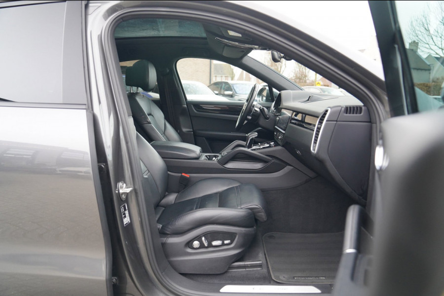 Porsche Cayenne Coupé 3.0 E-Hybrid | Panorama | Bose Sound System | Memory | Luchtvering | Porsche Active Safe | NAP | Dealer onde