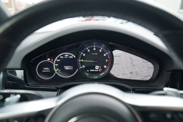 Porsche Cayenne Coupé 3.0 E-Hybrid | Panorama | Bose Sound System | Memory | Luchtvering | Porsche Active Safe | NAP | Dealer onde