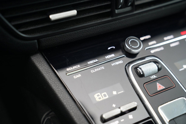 Porsche Cayenne Coupé 3.0 E-Hybrid | Panorama | Bose Sound System | Memory | Luchtvering | Porsche Active Safe | NAP | Dealer onde