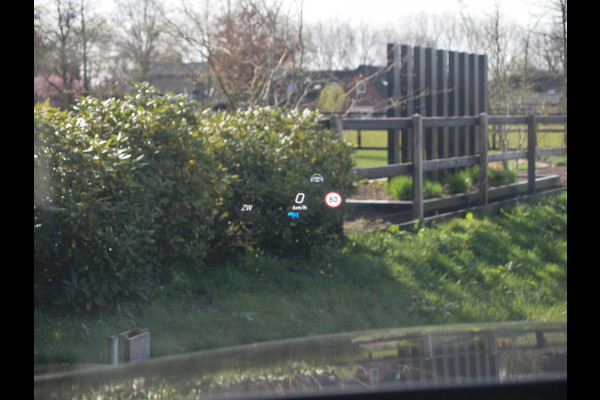 Mercedes-Benz EQC 400 4MATIC Business Solution AMG 80 kWh | SOH 94% | Panoramadak | Buremester | Head-Up Display | 360 Camera |