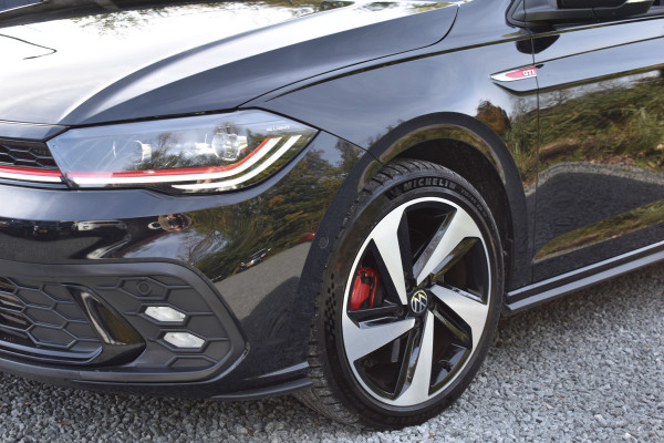 Volkswagen Polo GTI 2.0 TSI 210PK DSG GTI-SPORT IQ-LIGHT/PDC/CARPLAY FABRIEKS GARANTIE