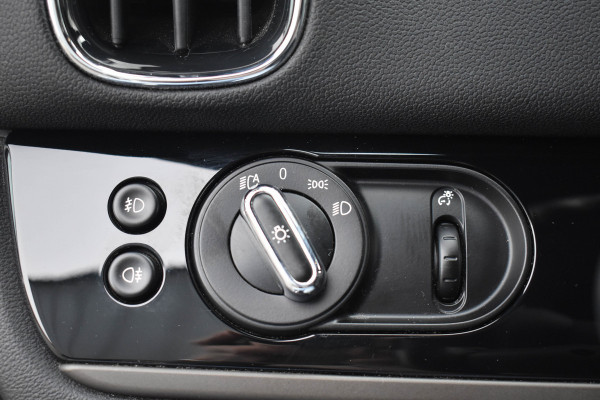 MINI Countryman 1.5 Cooper Chili | Trekhaak | Keyless | Navi | Clima | NL Auto