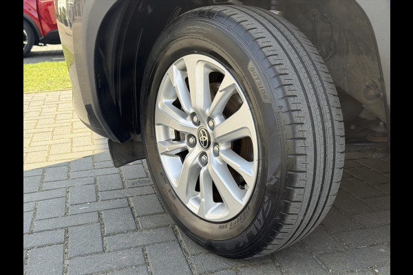 Toyota Yaris Cross 1.5 Hybrid Dynamic | Head up display, Elektrische achterklep, Stoel + Stuurverwarming, Smart Connect, Keyless, Startknop, 16 inc