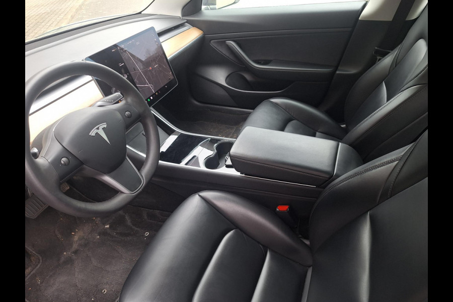 Tesla Model 3 Standard RWD Plus 60 kWh | SOH: nnb | Autopilot | Leder | Camera |